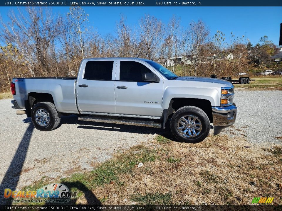 2015 Chevrolet Silverado 2500HD LT Crew Cab 4x4 Silver Ice Metallic / Jet Black Photo #10