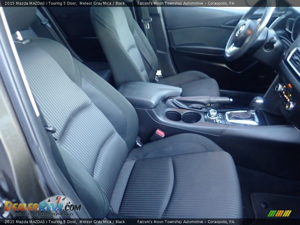 Front Seat of 2015 Mazda MAZDA3 i Touring 5 Door Photo #11