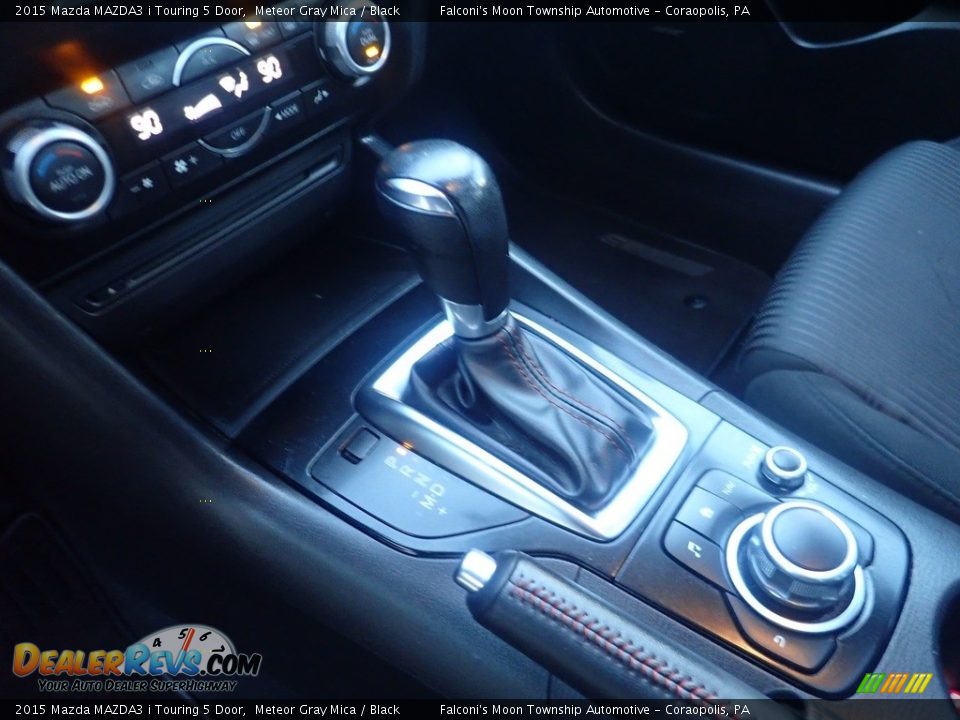 2015 Mazda MAZDA3 i Touring 5 Door Shifter Photo #24