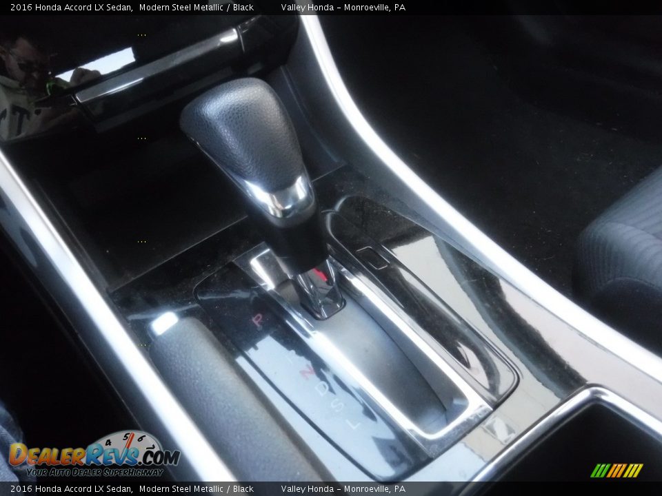 2016 Honda Accord LX Sedan Modern Steel Metallic / Black Photo #13