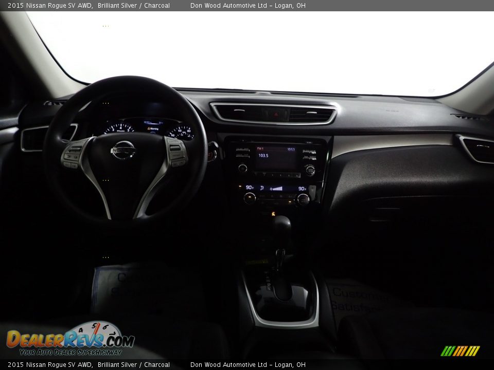 2015 Nissan Rogue SV AWD Brilliant Silver / Charcoal Photo #24