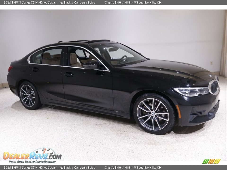 Jet Black 2019 BMW 3 Series 330i xDrive Sedan Photo #1