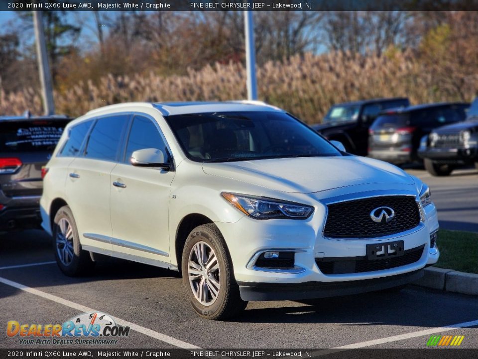 Front 3/4 View of 2020 Infiniti QX60 Luxe AWD Photo #3