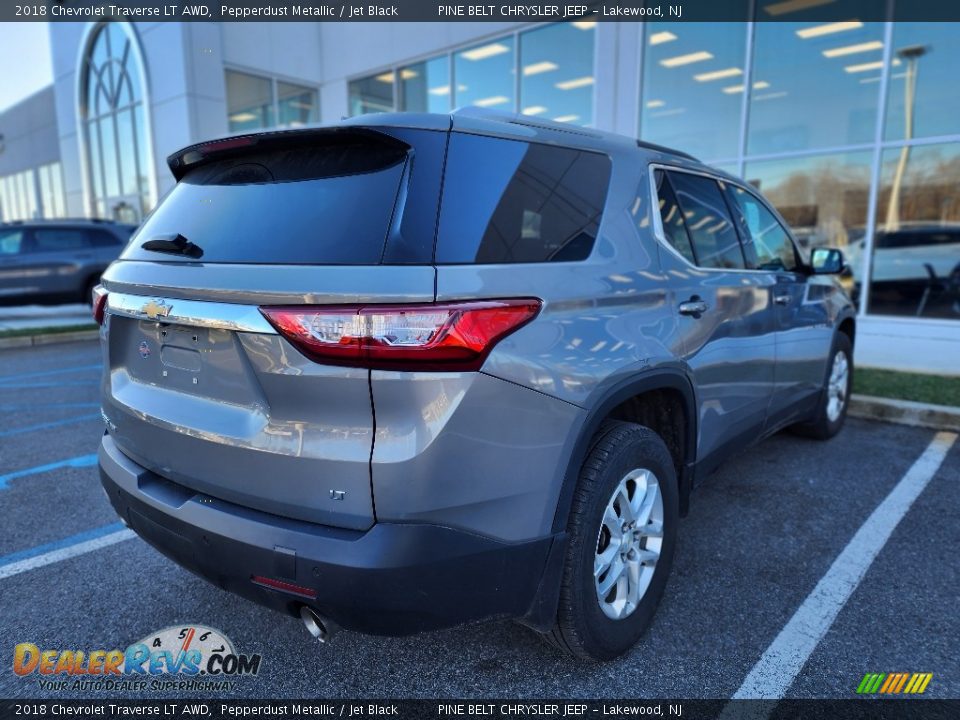 2018 Chevrolet Traverse LT AWD Pepperdust Metallic / Jet Black Photo #9