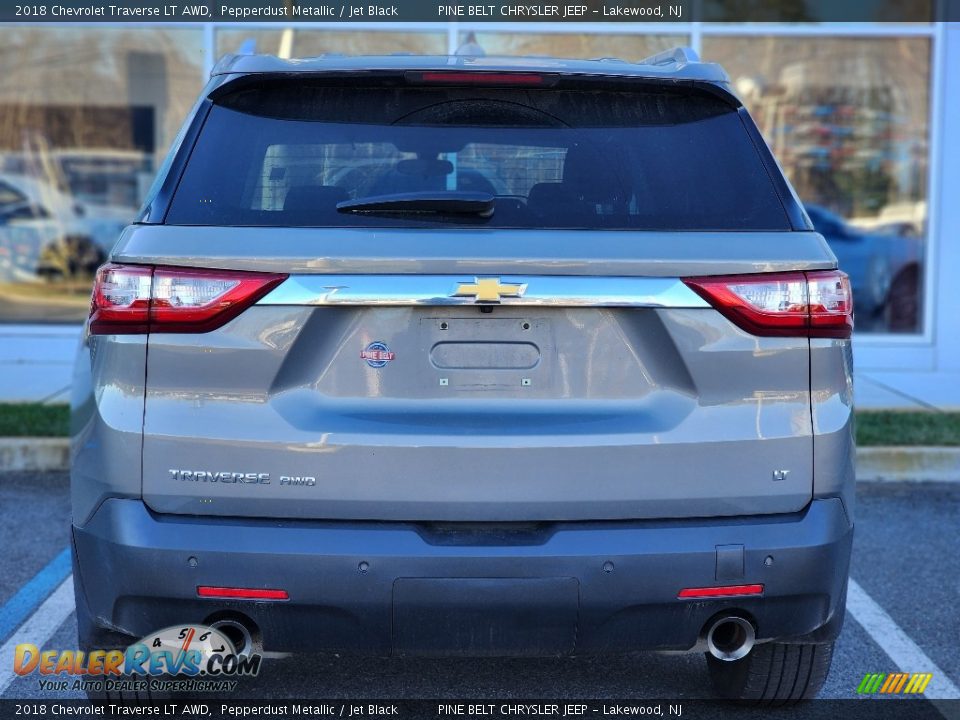 2018 Chevrolet Traverse LT AWD Pepperdust Metallic / Jet Black Photo #10