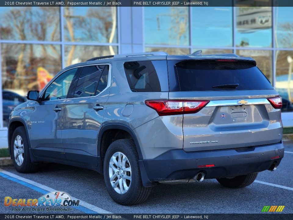 2018 Chevrolet Traverse LT AWD Pepperdust Metallic / Jet Black Photo #11