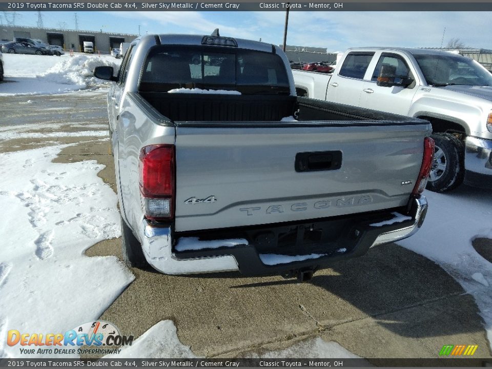 2019 Toyota Tacoma SR5 Double Cab 4x4 Silver Sky Metallic / Cement Gray Photo #3