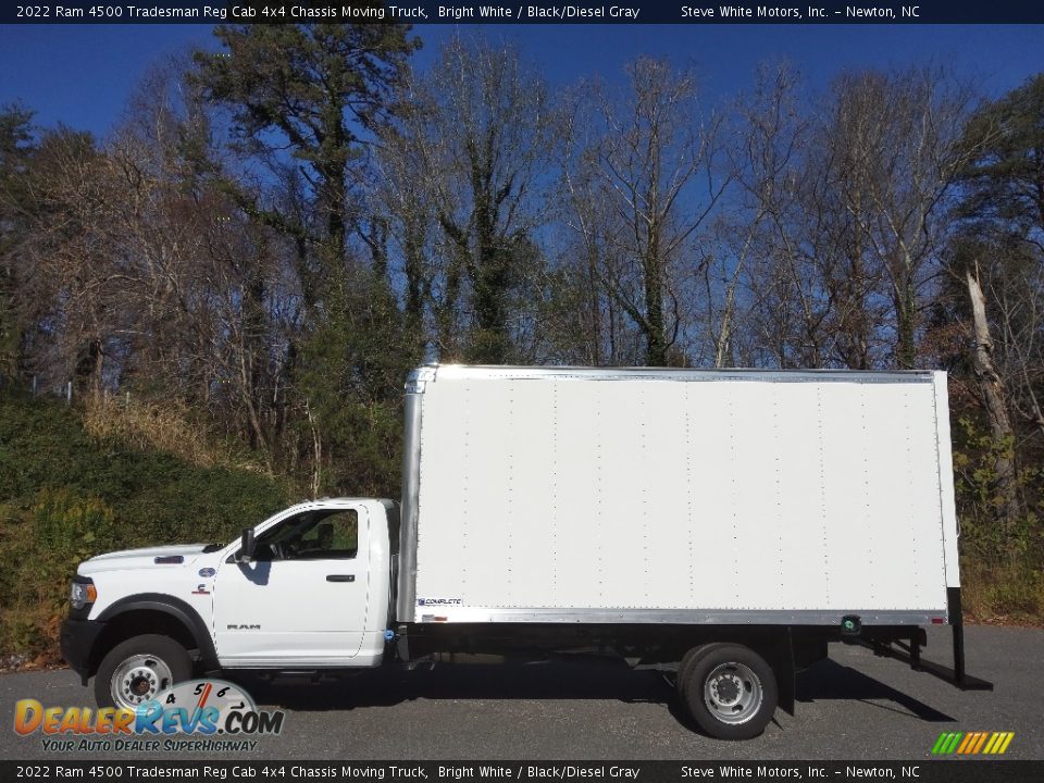 2022 Ram 4500 Tradesman Reg Cab 4x4 Chassis Moving Truck Bright White / Black/Diesel Gray Photo #1