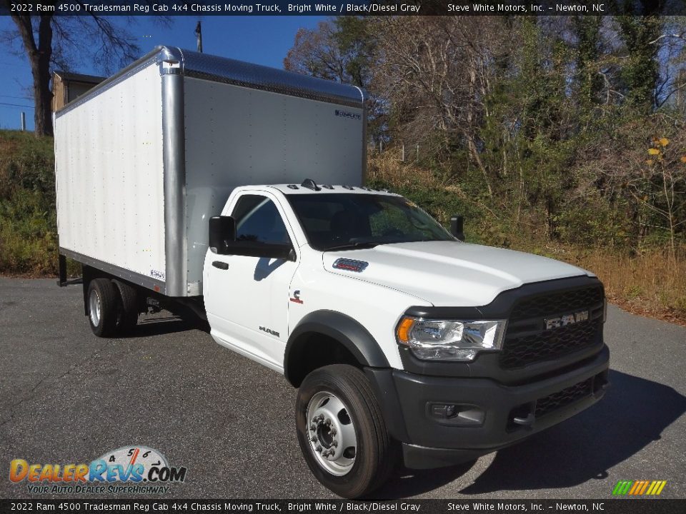 2022 Ram 4500 Tradesman Reg Cab 4x4 Chassis Moving Truck Bright White / Black/Diesel Gray Photo #4