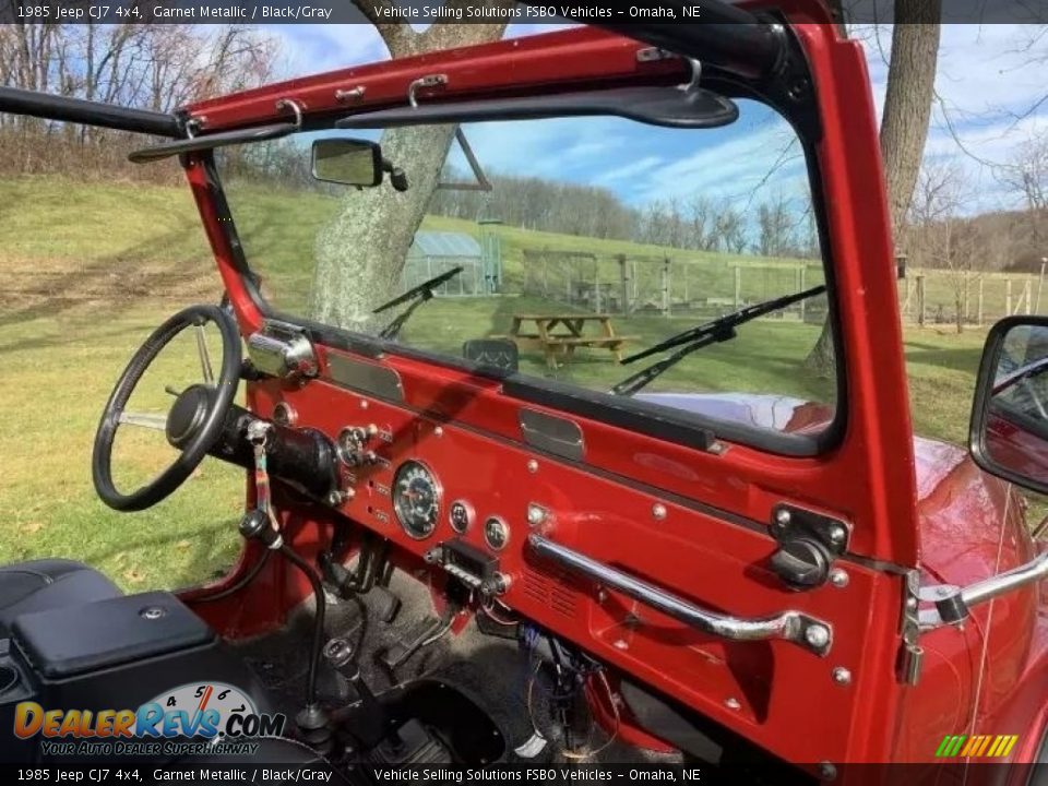 Dashboard of 1985 Jeep CJ7 4x4 Photo #9