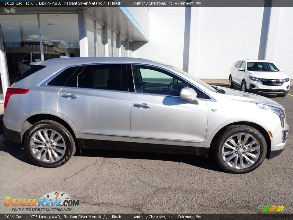 2019 Cadillac XT5 Luxury AWD Radiant Silver Metallic / Jet Black Photo #2