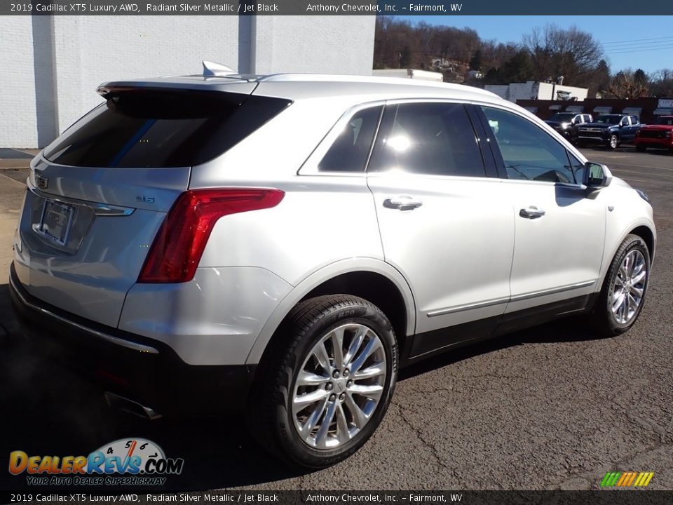 2019 Cadillac XT5 Luxury AWD Radiant Silver Metallic / Jet Black Photo #3