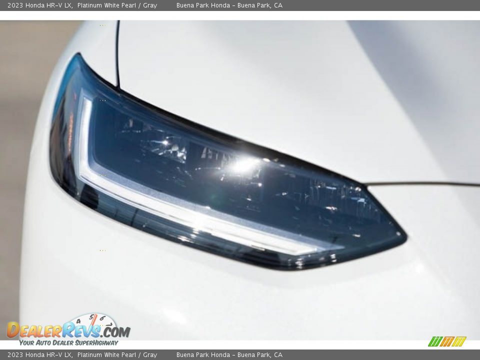 2023 Honda HR-V LX Platinum White Pearl / Gray Photo #4