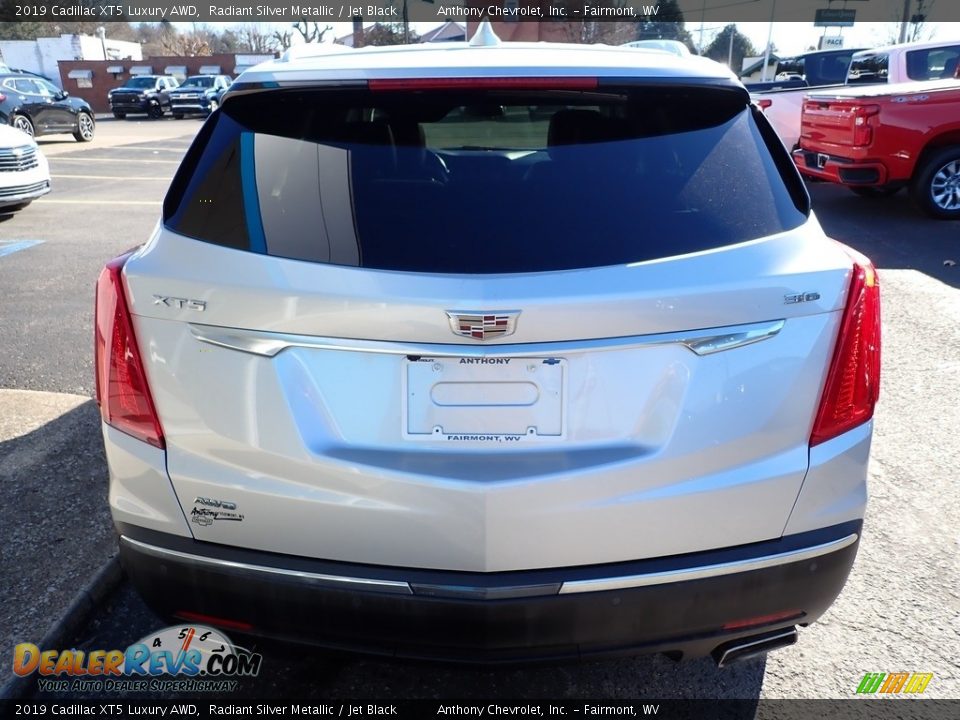 2019 Cadillac XT5 Luxury AWD Radiant Silver Metallic / Jet Black Photo #4