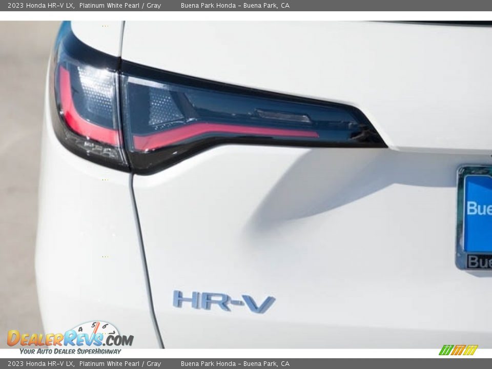 2023 Honda HR-V LX Platinum White Pearl / Gray Photo #8