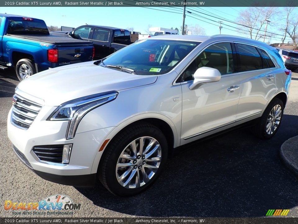 2019 Cadillac XT5 Luxury AWD Radiant Silver Metallic / Jet Black Photo #8