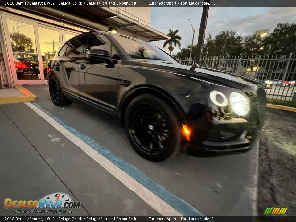 2018 Bentley Bentayga W12 Beluga (Solid) / Beluga/Portland Colour Split Photo #10