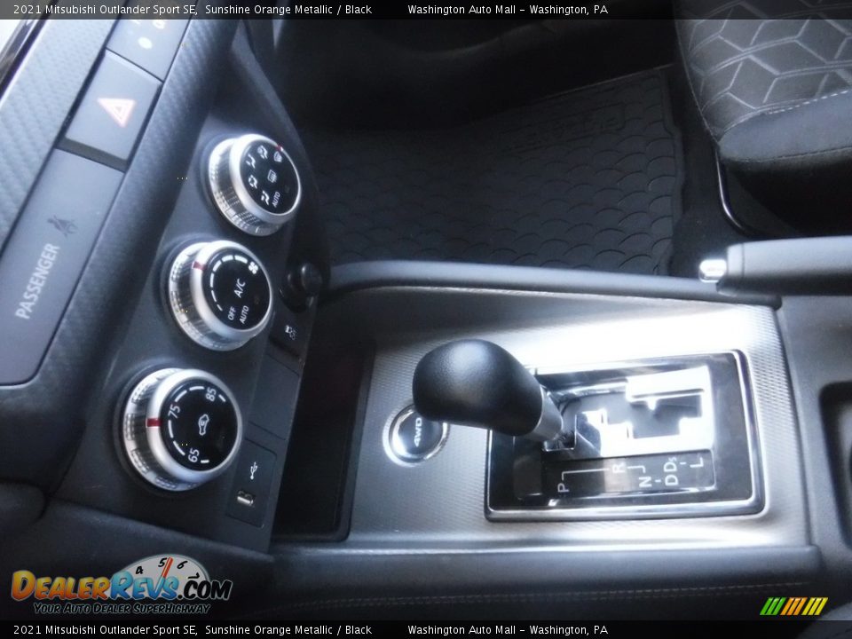 2021 Mitsubishi Outlander Sport SE Shifter Photo #18