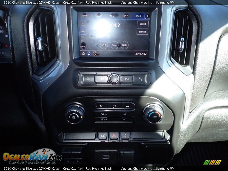 2020 Chevrolet Silverado 2500HD Custom Crew Cab 4x4 Red Hot / Jet Black Photo #19