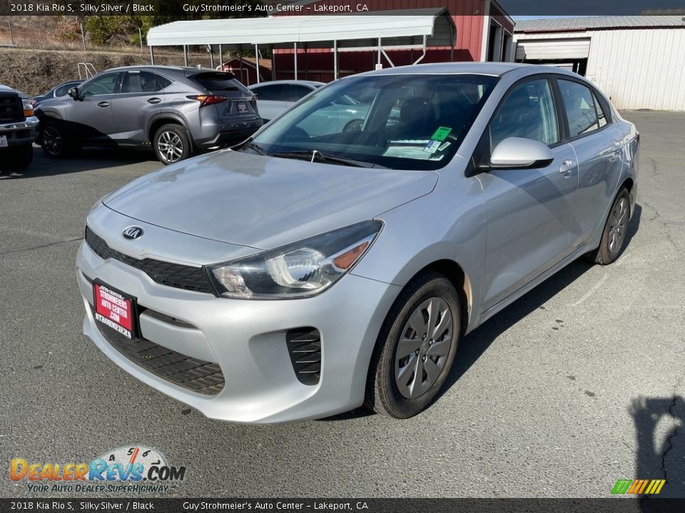 Front 3/4 View of 2018 Kia Rio S Photo #2