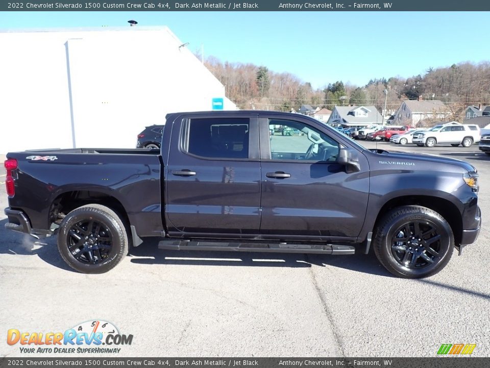 2022 Chevrolet Silverado 1500 Custom Crew Cab 4x4 Dark Ash Metallic / Jet Black Photo #2