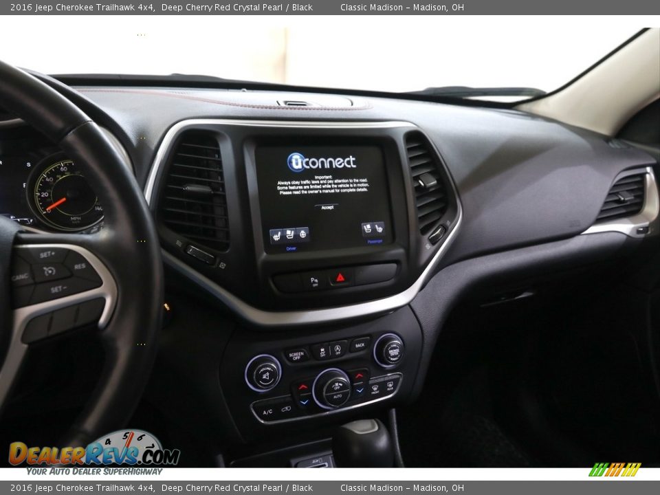 2016 Jeep Cherokee Trailhawk 4x4 Deep Cherry Red Crystal Pearl / Black Photo #9