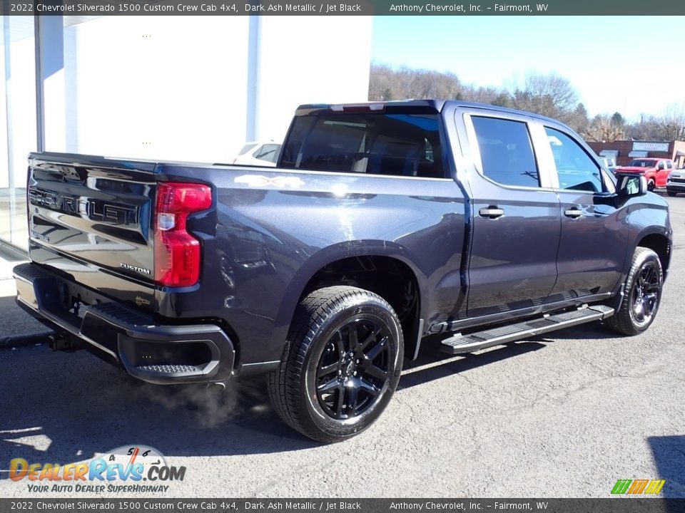 2022 Chevrolet Silverado 1500 Custom Crew Cab 4x4 Dark Ash Metallic / Jet Black Photo #3