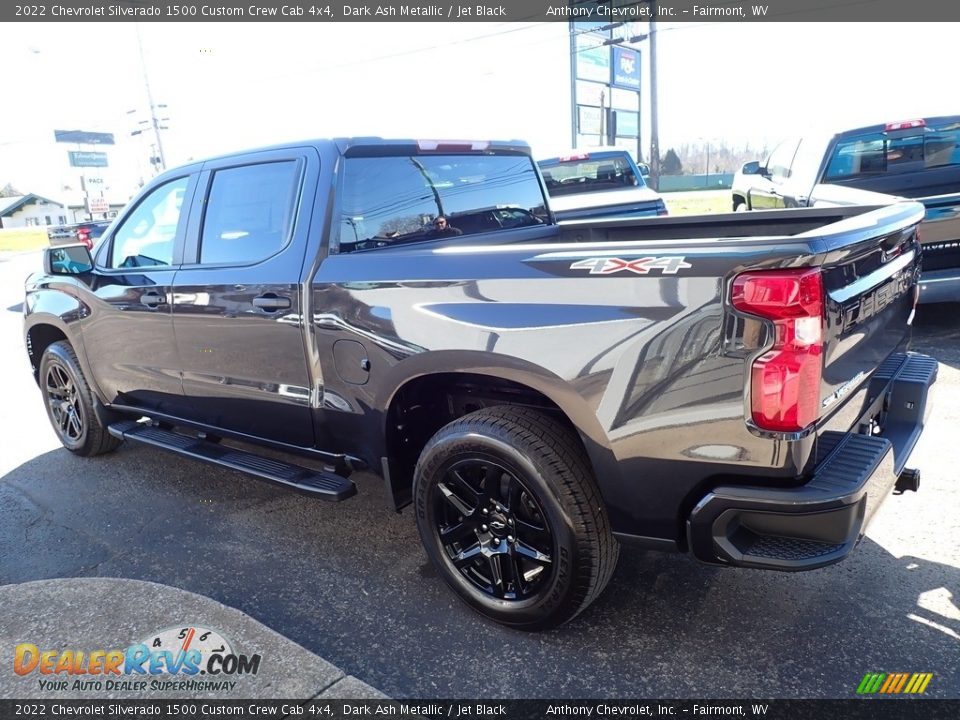 2022 Chevrolet Silverado 1500 Custom Crew Cab 4x4 Dark Ash Metallic / Jet Black Photo #6