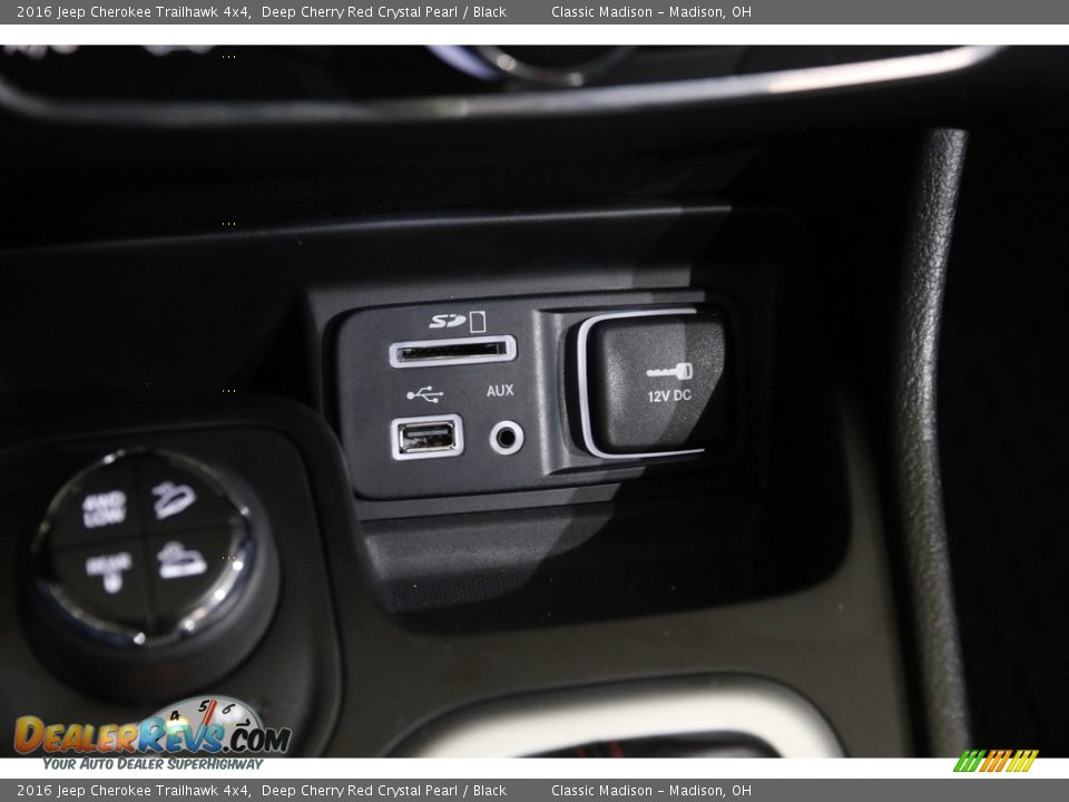 2016 Jeep Cherokee Trailhawk 4x4 Deep Cherry Red Crystal Pearl / Black Photo #17