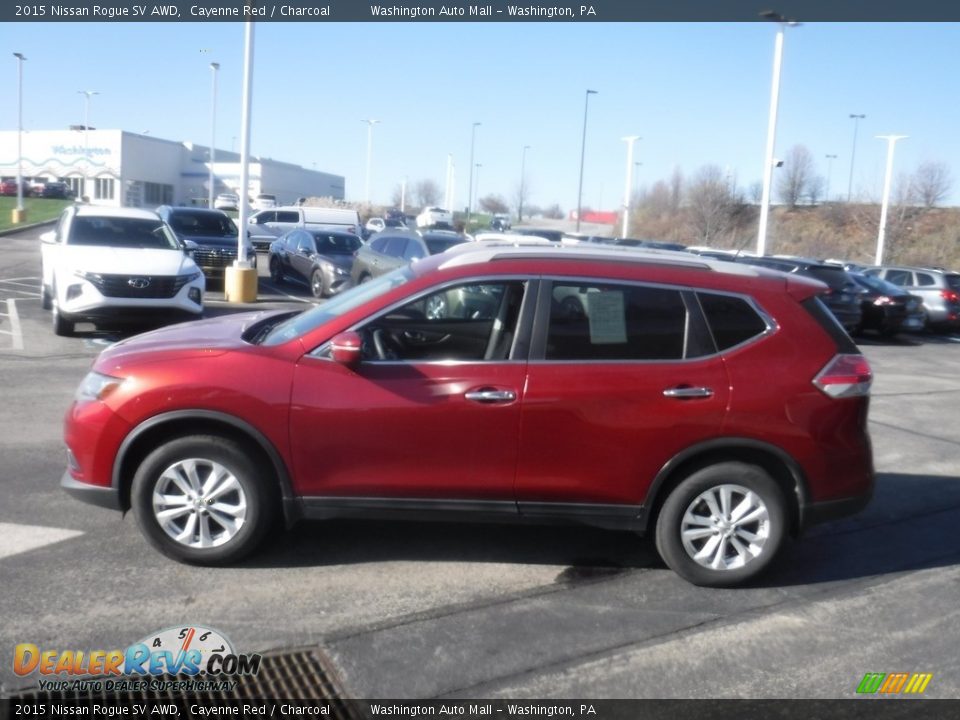 2015 Nissan Rogue SV AWD Cayenne Red / Charcoal Photo #6