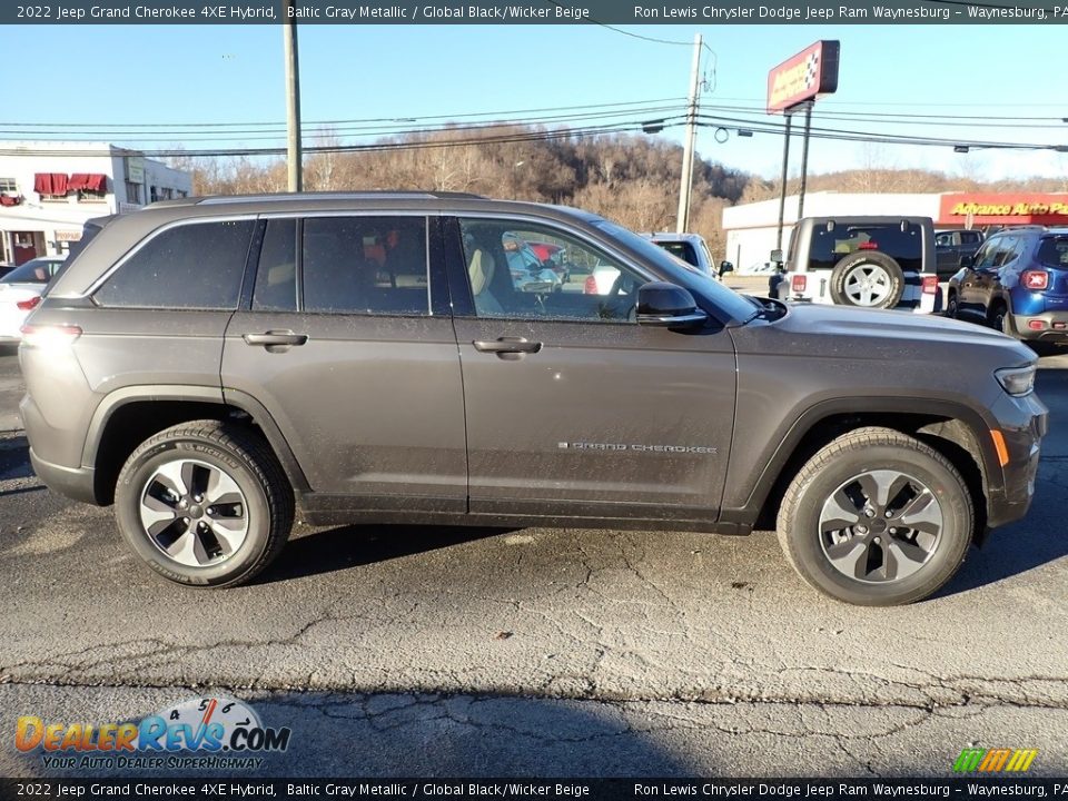 2022 Jeep Grand Cherokee 4XE Hybrid Baltic Gray Metallic / Global Black/Wicker Beige Photo #7