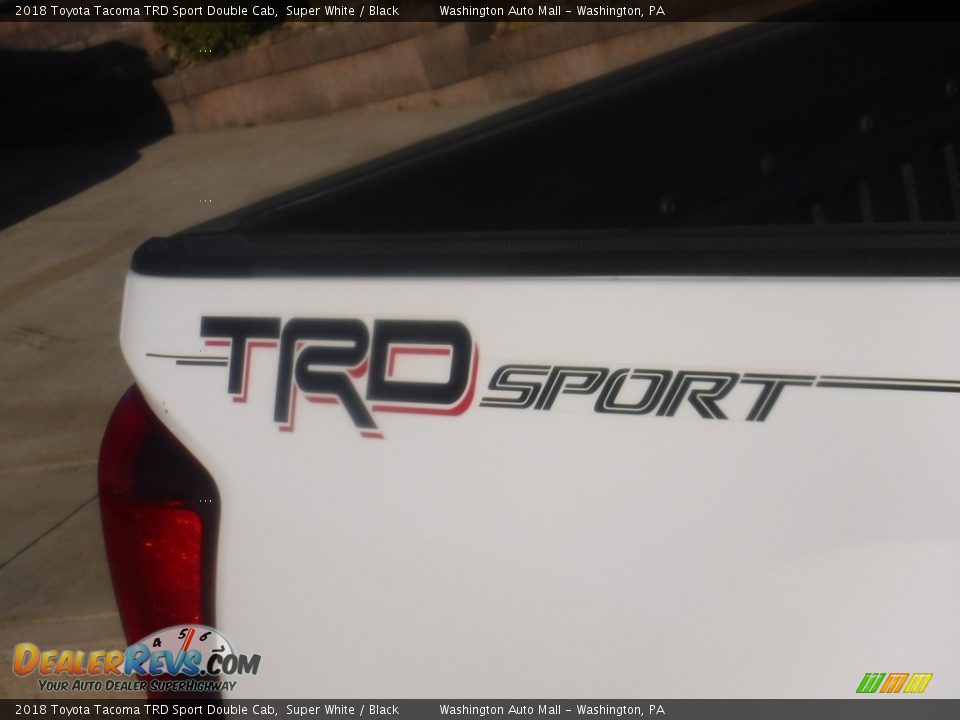 2018 Toyota Tacoma TRD Sport Double Cab Super White / Black Photo #10