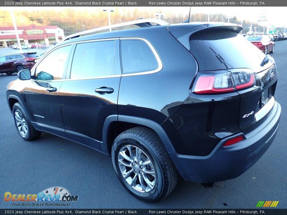 2020 Jeep Cherokee Latitude Plus 4x4 Diamond Black Crystal Pearl / Black Photo #5