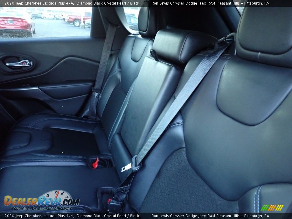 2020 Jeep Cherokee Latitude Plus 4x4 Diamond Black Crystal Pearl / Black Photo #14