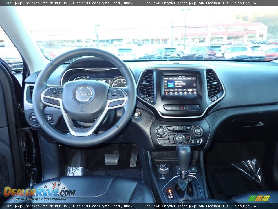 2020 Jeep Cherokee Latitude Plus 4x4 Diamond Black Crystal Pearl / Black Photo #15
