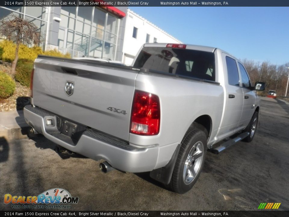 2014 Ram 1500 Express Crew Cab 4x4 Bright Silver Metallic / Black/Diesel Gray Photo #17