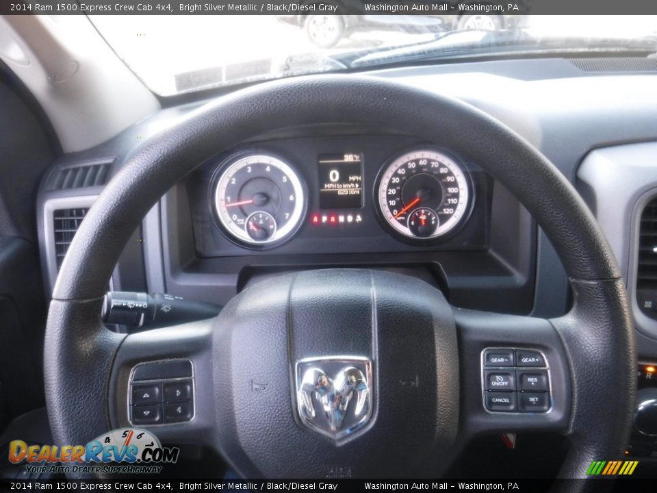 2014 Ram 1500 Express Crew Cab 4x4 Bright Silver Metallic / Black/Diesel Gray Photo #26