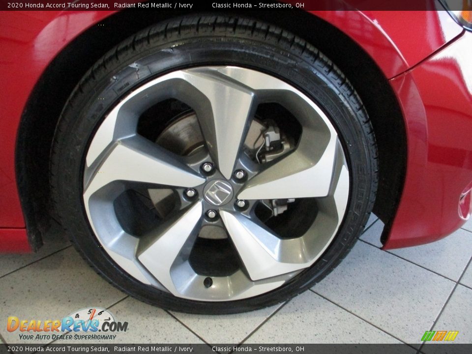2020 Honda Accord Touring Sedan Radiant Red Metallic / Ivory Photo #5
