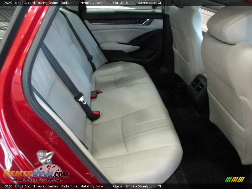 2020 Honda Accord Touring Sedan Radiant Red Metallic / Ivory Photo #20