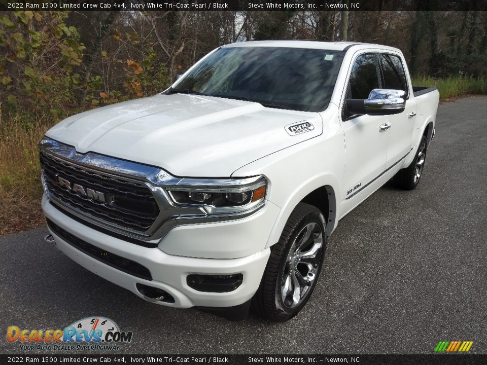 2022 Ram 1500 Limited Crew Cab 4x4 Ivory White Tri-Coat Pearl / Black Photo #2