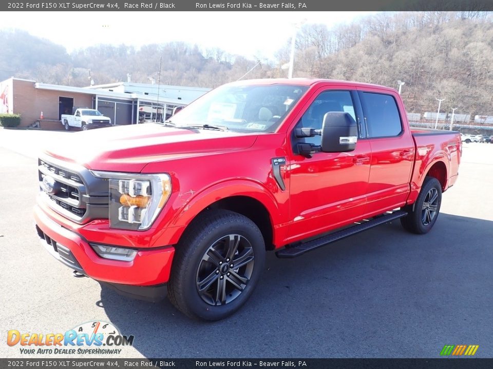 2022 Ford F150 XLT SuperCrew 4x4 Race Red / Black Photo #4