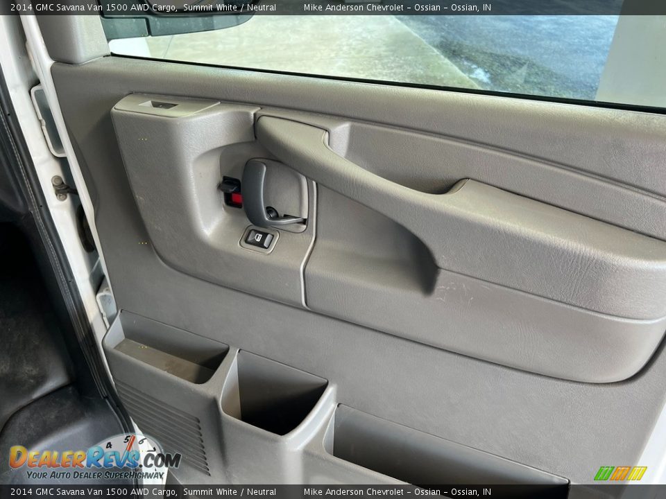 Door Panel of 2014 GMC Savana Van 1500 AWD Cargo Photo #25