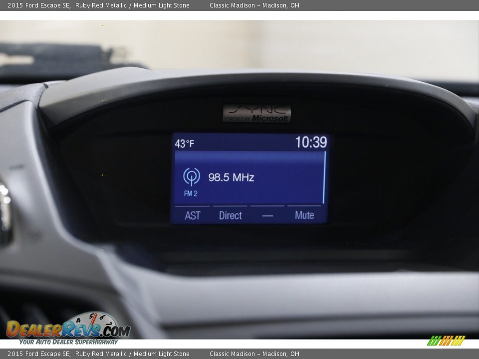 2015 Ford Escape SE Ruby Red Metallic / Medium Light Stone Photo #10