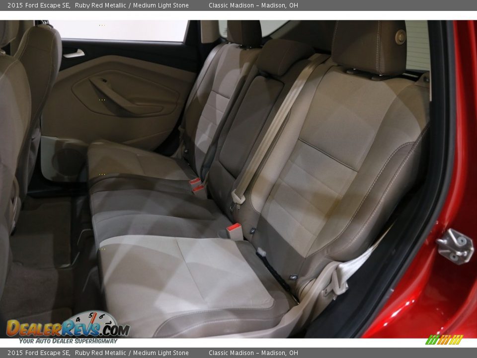 2015 Ford Escape SE Ruby Red Metallic / Medium Light Stone Photo #16
