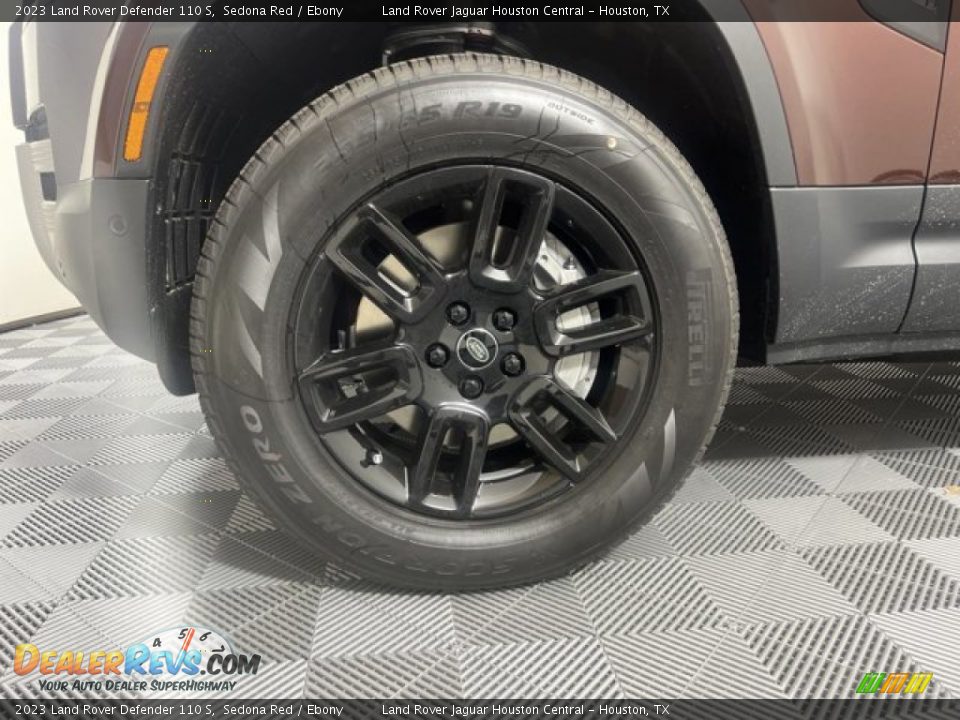 2023 Land Rover Defender 110 S Wheel Photo #8