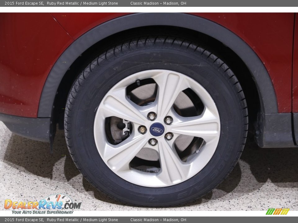2015 Ford Escape SE Ruby Red Metallic / Medium Light Stone Photo #19
