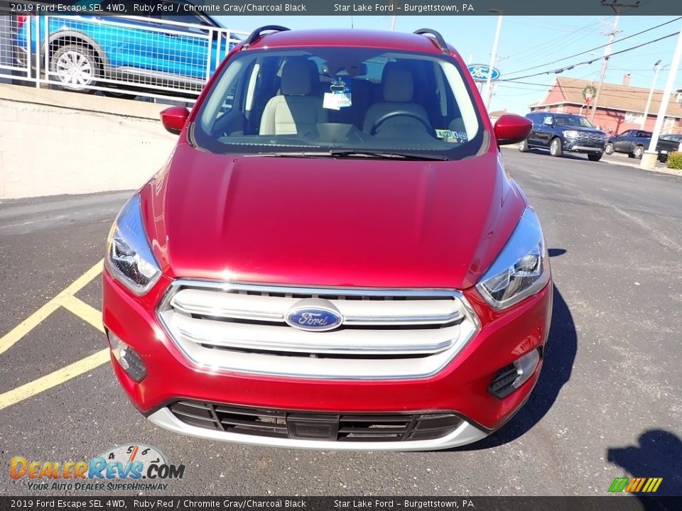 2019 Ford Escape SEL 4WD Ruby Red / Chromite Gray/Charcoal Black Photo #2