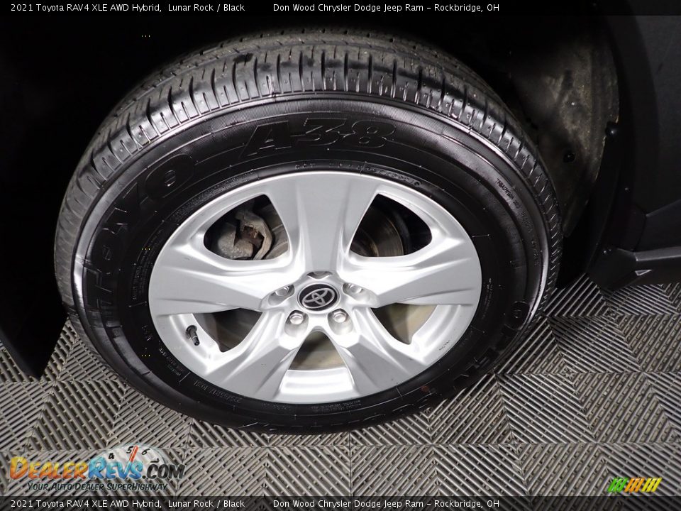 2021 Toyota RAV4 XLE AWD Hybrid Lunar Rock / Black Photo #30