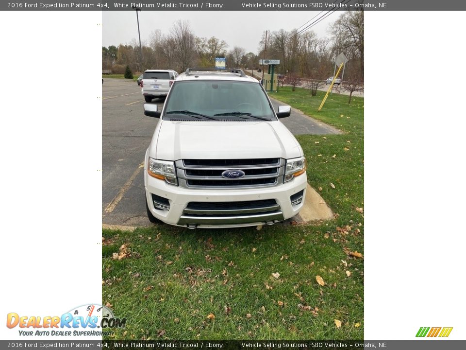 2016 Ford Expedition Platinum 4x4 White Platinum Metallic Tricoat / Ebony Photo #8