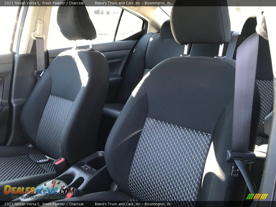 Front Seat of 2021 Nissan Versa S Photo #10
